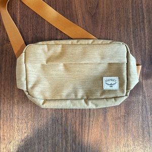 Osprey belt bag